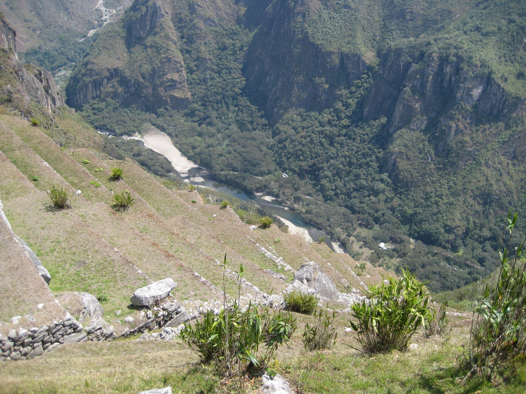 马丘比丘山谷和绿色山坡